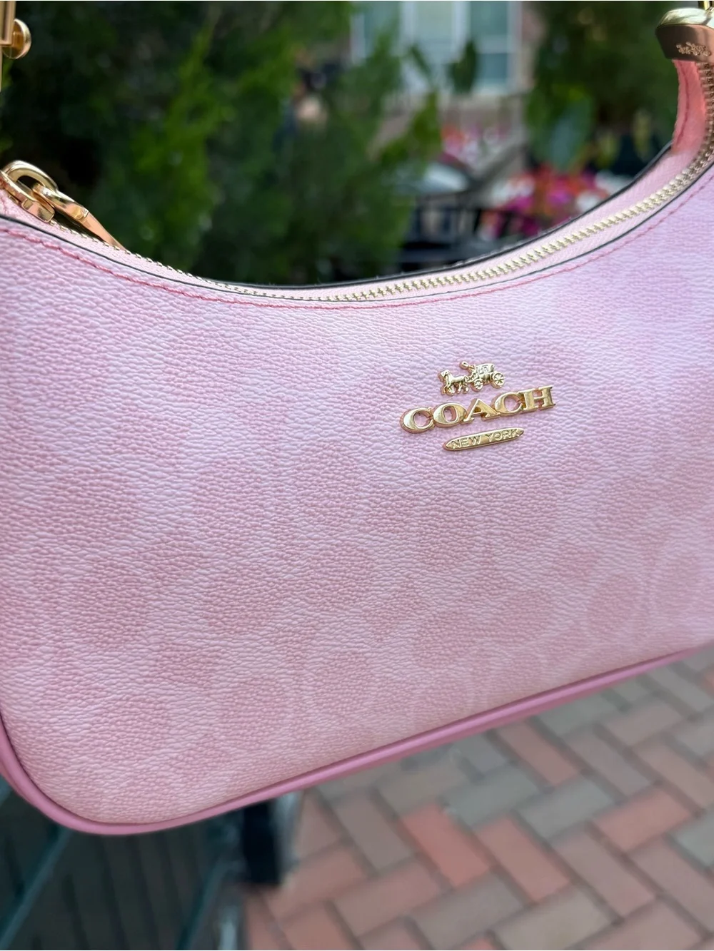 Coach powder Signature shoulder  Bag